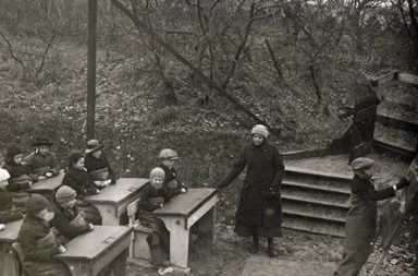 Open air school in the Netherlands, 1918