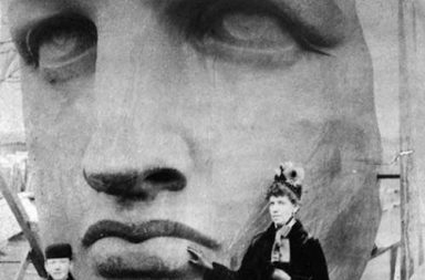 Unboxing the Statue of Liberty, 1885