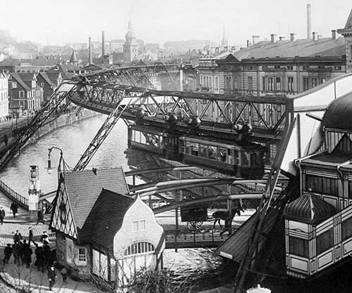 the-wuppertaler-schwebebahn-the-oldest-electric-elevated-railway-1913