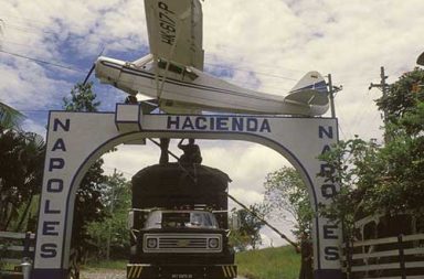 Inside Pablo Escobar’s famous hacienda, 1980s