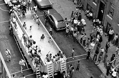 The story of New York’s swimming pools through photographs, 1930-1960