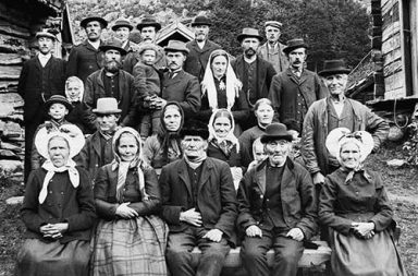 The people of rural Norway through the photographs of Nils Olsson Reppen, 1900s