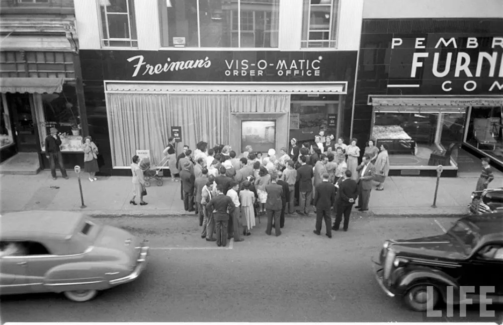  Photos of Vis-O-Matic, the pre-Internet online shopping store 1950s