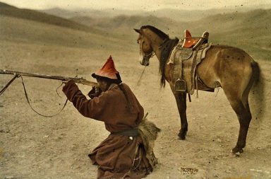 Stunning color photos depict scenes of everyday life in the Russian Protectorate of Mongolia, 1913