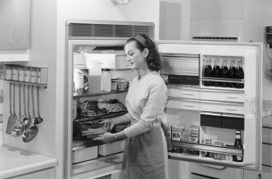 Retro Kitchens of the Future: Discovering the Dream Kitchens of Yesteryear
