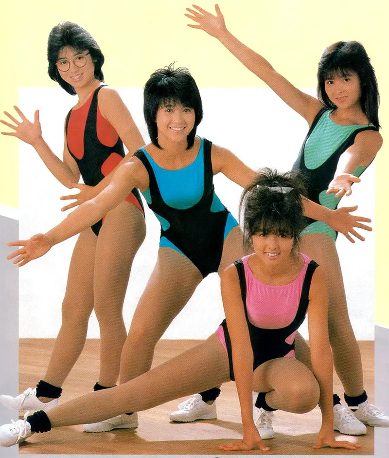 legwarmers fashion of the 1980s