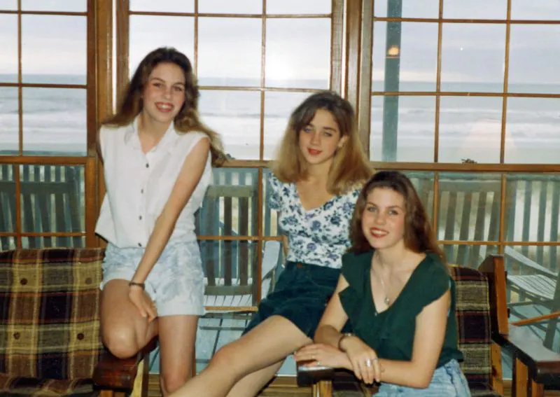 Girl Teen Fashion of 1990s