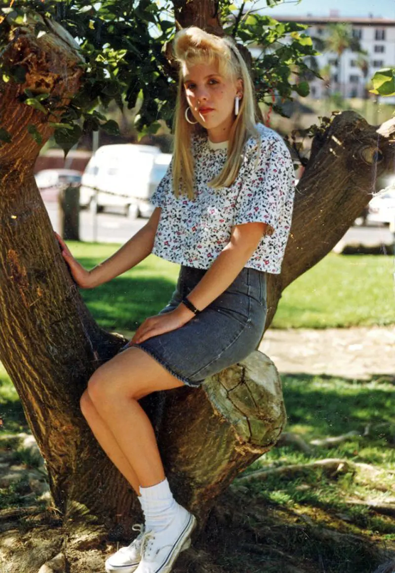 Girl Teen Fashion of 1990s
