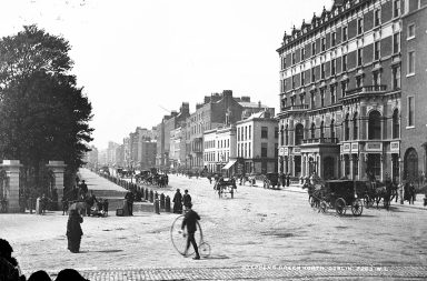 Dublin in the Early Photography: Vintage Photos Capture Street Scenes of Dublin in the Late 19th and Early 20th Centuries