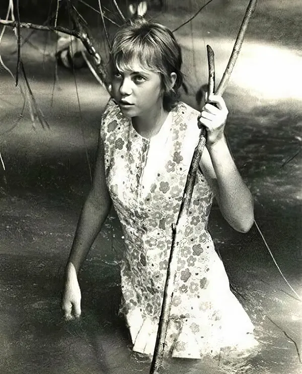Juliane Koepcke Teenager Survived 11 Days in the Amazon Rainforest After a Plane Crash in 1971