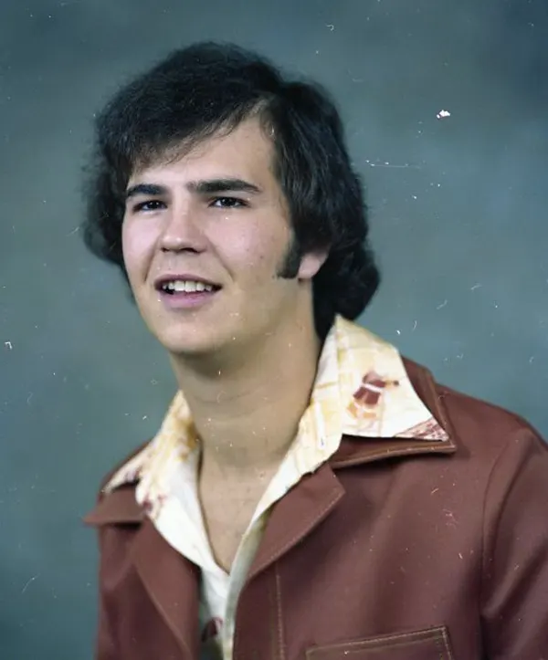 1970s Men’s Hairstyles Through Vintage Studio Portraits