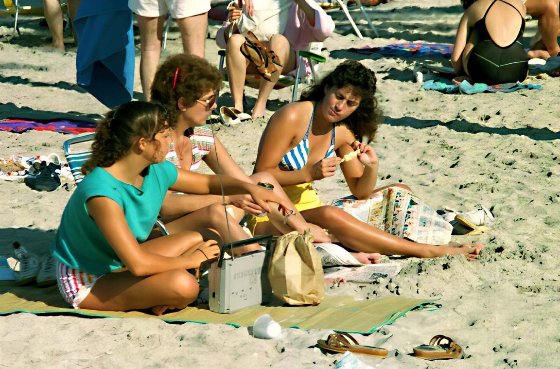 Candid Photos of How People Used Technology in the 1980s