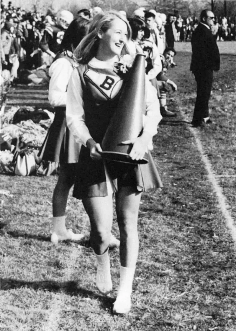Vintage Cheerleaders Photos