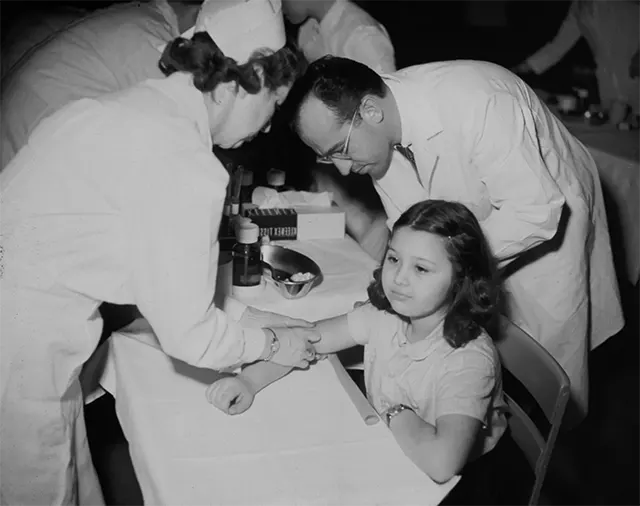 Iron Lung Polio Old Photos