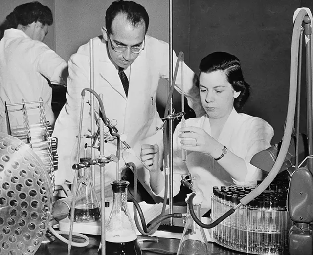 Iron Lung Polio Old Photos