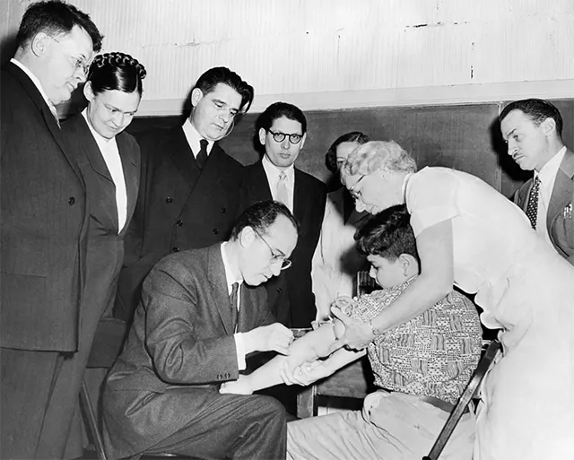 Iron Lung Polio Old Photos