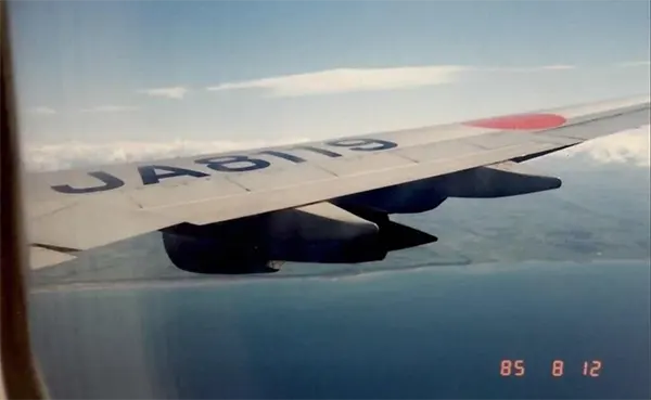 Photos from Japan Airlines Flight 123