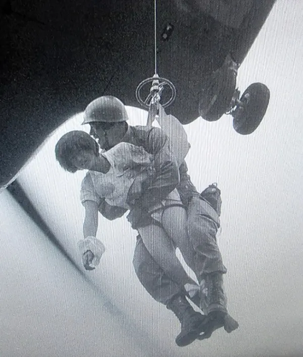 Photos from Japan Airlines Flight 123
