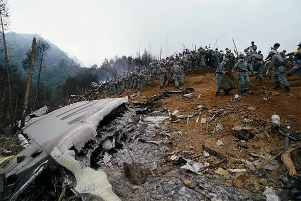 Photos from Japan Airlines Flight 123