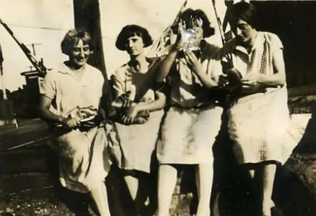 Unfriending Before the Internet Photos