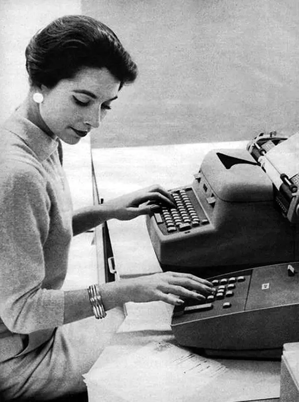 Vintage Photos Secretaries