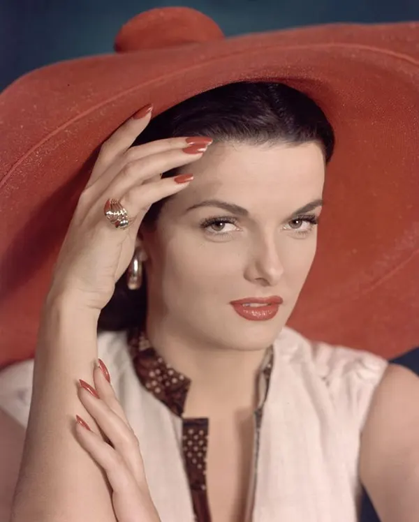 Jane Russell Stunning Vintage Photos