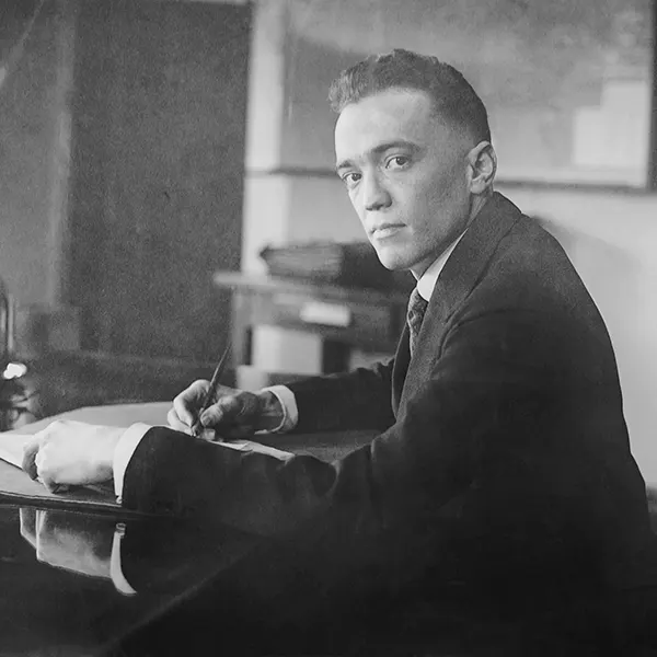 Famous Celebrities From the Past Who Kept Their Sexuality Hidden