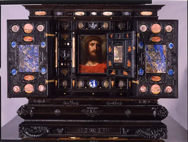 photos of elaborate cabinets from history 
