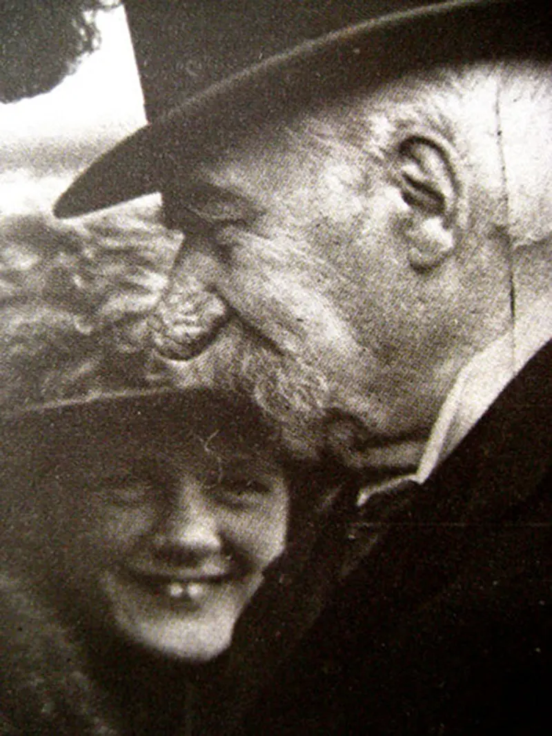  J.P. Morgan Large Nose Photos