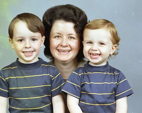 Studio Portraits of Couples and Families From the 1960s