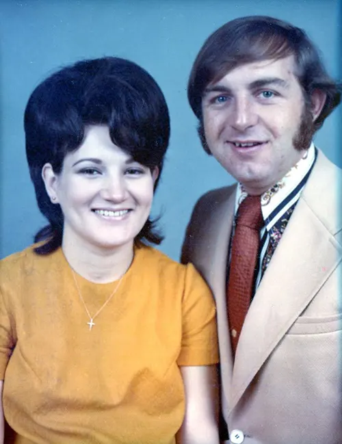 Studio Portraits of Couples and Families From the 1960s