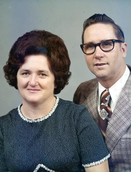 Studio Portraits of Couples and Families From the 1960s