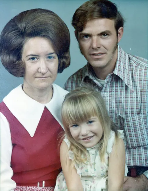 Studio Portraits of Couples and Families From the 1960s