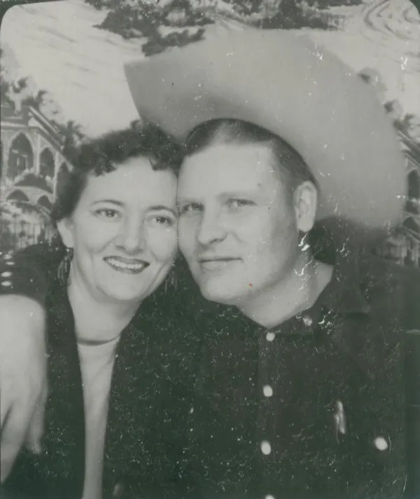 Vintage Photobooth Portraits Capture Intimate Moments Between 1950s Couples
