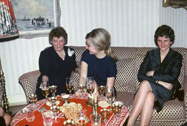Vintage Photos Show How Women Really Partied in the 1960s