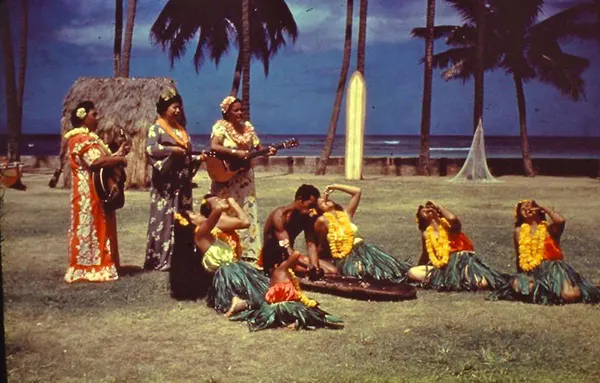 Color Photos of Hawaii 