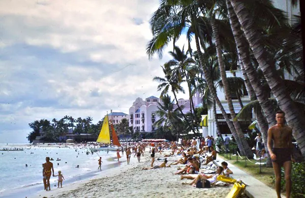 Color Photos of Hawaii 