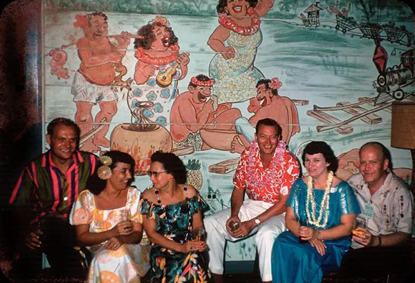 Color Photos of Hawaii 