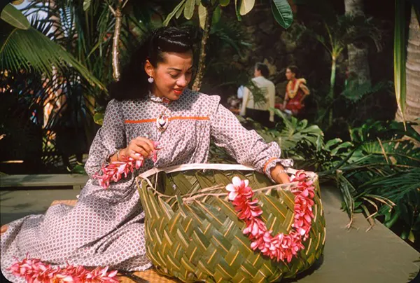 Color Photos of Hawaii 