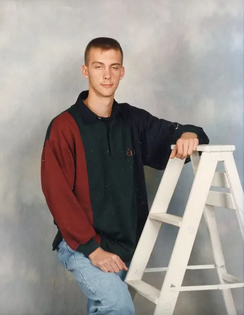 tudio Portraits Show Exactly How Young Men Dressed in the Early 1990s