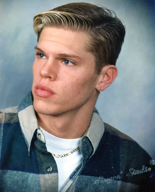 tudio Portraits Show Exactly How Young Men Dressed in the Early 1990s
