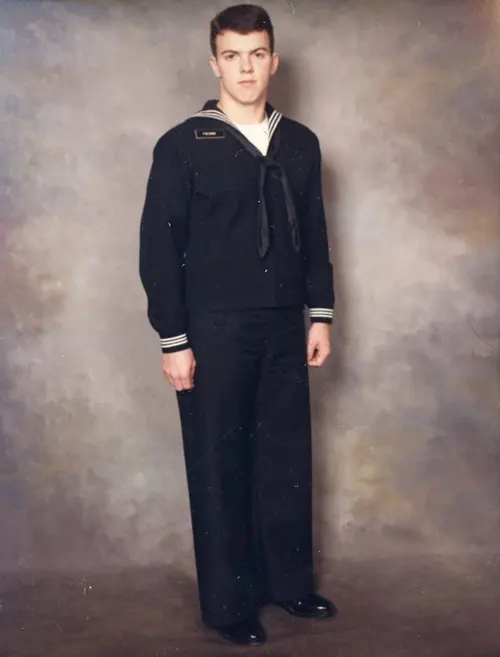 tudio Portraits Show Exactly How Young Men Dressed in the Early 1990s