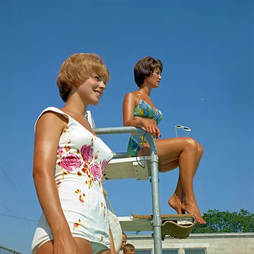 Rare 1960s Photos Offer a Fascinating Look at Swimsuit Fashion of the Era