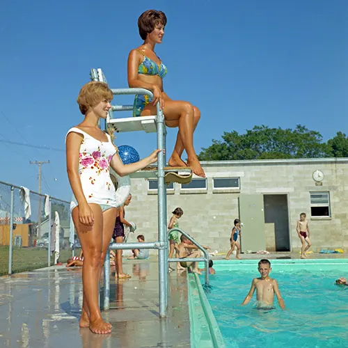 Rare 1960s Photos Offer a Fascinating Look at Swimsuit Fashion of the Era
