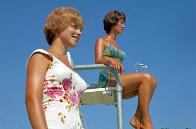 Rare 1960s Photos Offer a Fascinating Look at Swimsuit Fashion of the Era