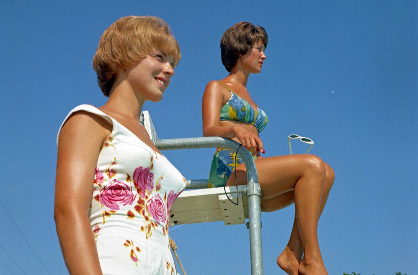 Rare 1960s Photos Offer a Fascinating Look at Swimsuit Fashion of the Era