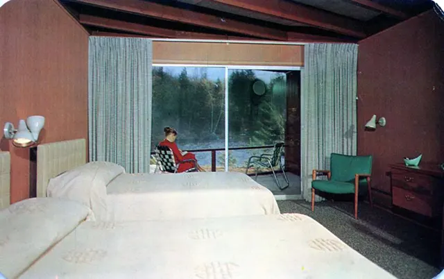American Motel and Hotel Bedrooms Through Vintage Postcards From the 1950s and 1960s