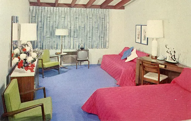 American Motel and Hotel Bedrooms Through Vintage Postcards From the 1950s and 1960s