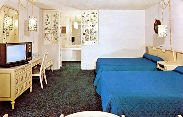 American Motel and Hotel Bedrooms Through Vintage Postcards From the 1950s and 1960s