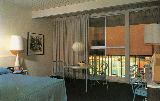 American Motel and Hotel Bedrooms Through Vintage Postcards From the 1950s and 1960s